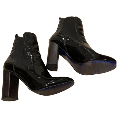 Pre-owned Theory Black Patent Leather Ankle Boots