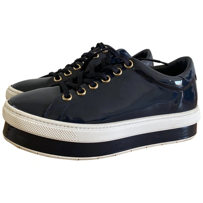 Pre-owned Louis Vuitton Patent Leather Trainers In Blue