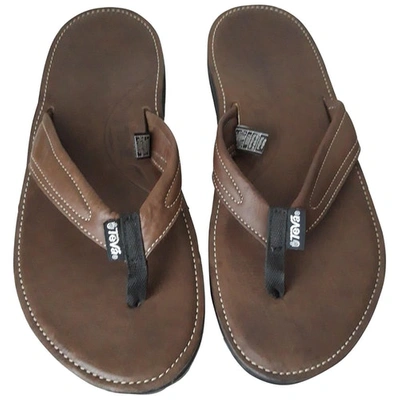 Pre-owned Teva Leather Sandals In Brown
