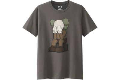 Pre-owned Kaws  X Uniqlo Passing Through Tee Brown