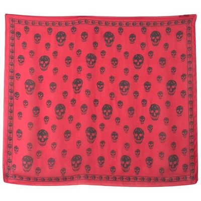 Pre-owned Alexander Mcqueen Silk Stole In Red