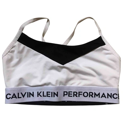 Pre-owned Calvin Klein White Polyester Top