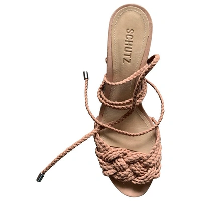 Pre-owned Schutz Leather Sandals In Beige