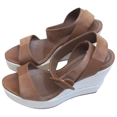 Pre-owned Sergio Rossi Leather Sandal In Brown