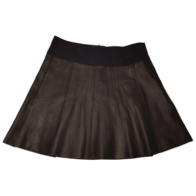 Pre-owned Vince Leather Mini Skirt In Black