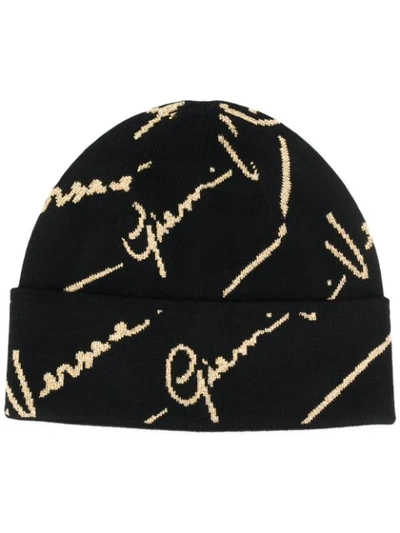 Versace Logo Knitted Beanie In Black