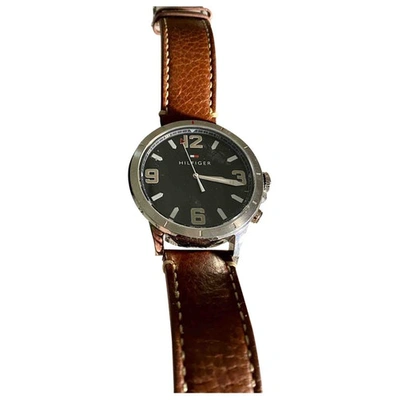 Pre-owned Tommy Hilfiger Watch In Brown
