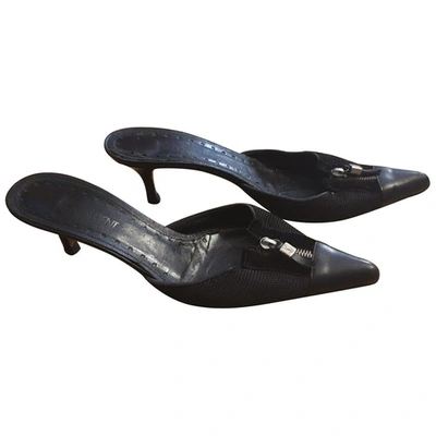Pre-owned Saint Laurent Leather Sandals In Black