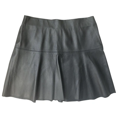Pre-owned Vince Leather Mini Skirt In Black