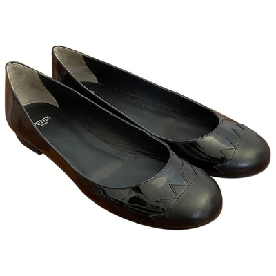 Pre-owned Fendi Patent Leather Ballet Flats In Black