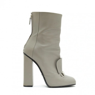 Pre-owned Gucci Leather Ankle Boots In Grey