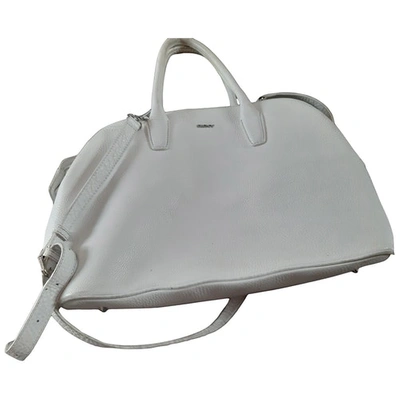 Pre-owned Dkny Leather Handbag In White