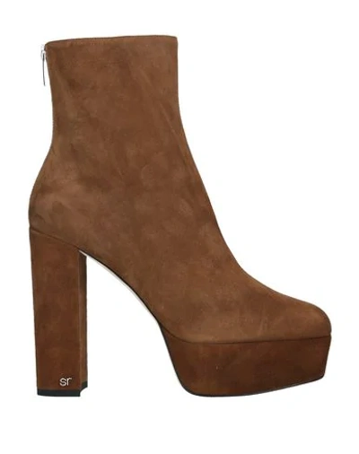 Sergio Rossi Ankle Boots In Brown