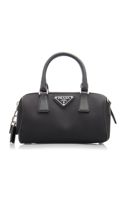 Prada Re-edition 2005 Nylon Bag In Black