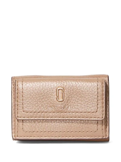 Marc Jacobs The Softshot Pearlized Trifold Wallet In Pink