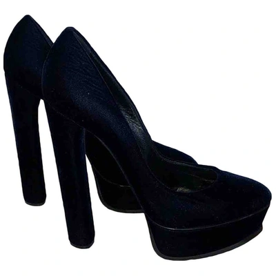 Pre-owned Casadei Velvet Heels In Navy