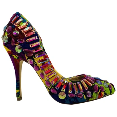 Pre-owned Steve Madden Velvet Heels In Multicolour