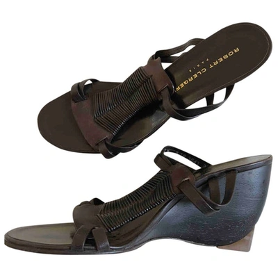 Pre-owned Robert Clergerie Leather Sandal In Brown