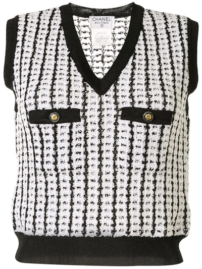 Pre-owned Chanel 1997 Bouclé Knitted Waistcoat In Black