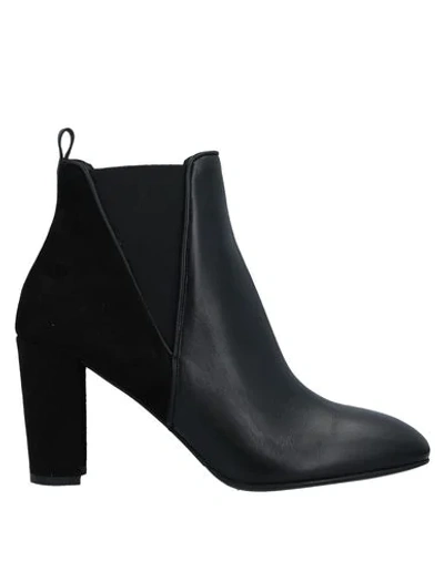 Albano Ankle Boots In Black