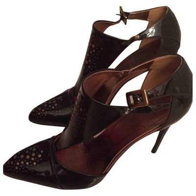 Pre-owned Roger Vivier Patent Leather Heels In Brown