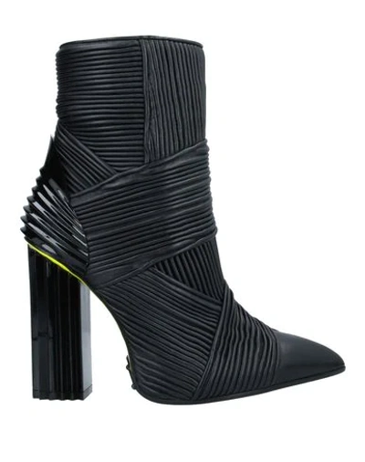 Balmain Irina Pleated Leather Ankle Boots In Black