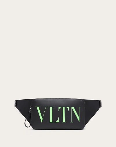 Valentino Garavani Uomo Vltn Leather Belt Bag In Black/neon Green