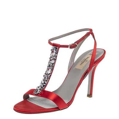 Pre-owned Valentino Garavani Red Satin Crystal Embellished T Strap Sandals Size 37