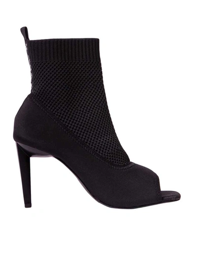 Kendall + Kylie Ziko Ankle Pumps In Black