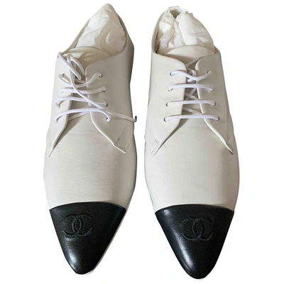 Pre-owned Chanel White Leather Lace Ups