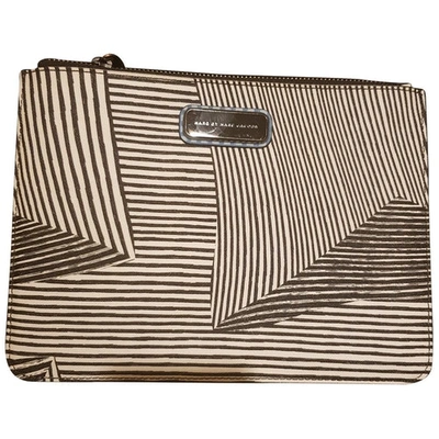Pre-owned Marc By Marc Jacobs Cloth Clutch Bag In Multicolour