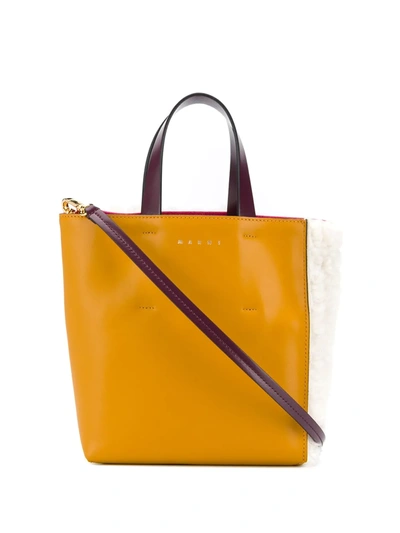 Marni Shearling Panelled Leather Tote Bag In Weiss