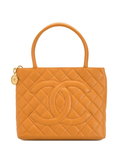 Pre-owned Chanel 1998 Medallion Tote Bag In Yellow