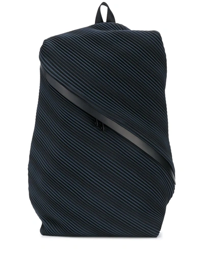 Issey Miyake Pleated Diagonal Zip Backpack In Black