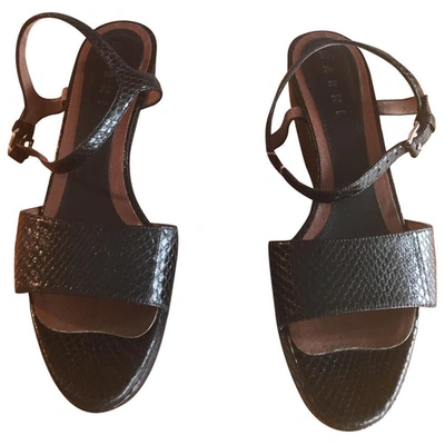 Pre-owned Marni Black Leather Sandals