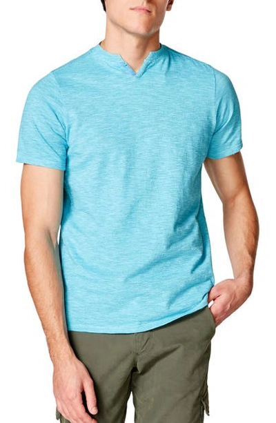 Good Man Brand Split Neck Pocket T-shirt In Blue Topaz