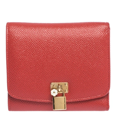 Pre-owned Dolce & Gabbana Red Leather Padlock Trifold Compact Wallet