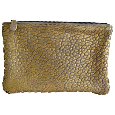 Pre-owned Bottega Veneta Gold Leather Clutch Bag