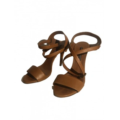 Pre-owned Ralph Lauren Leather Sandals In Camel