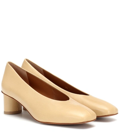 Loq Camila Leather Pumps In Beige