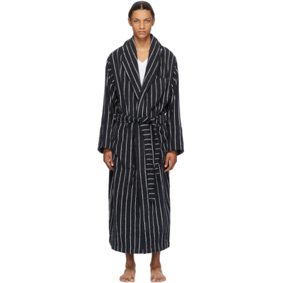 Tekla Classic Brand-patch Organic-cotton Hooded Bathrobe In Black