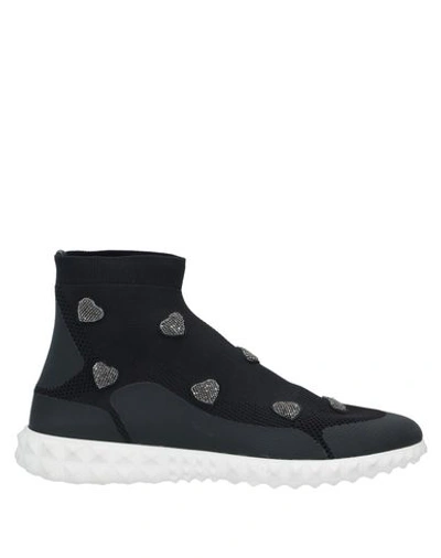 Valentino Garavani Sneakers In Black