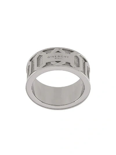 Givenchy Engraved Chain Ring In Silver