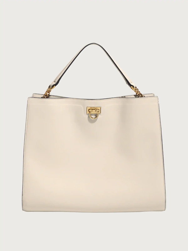 salvatore ferragamo trifolio shoulder bag