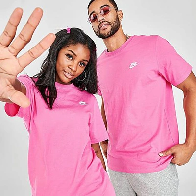 Nike Sportswear Club T-shirt In Pink