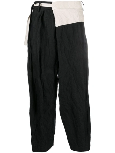 Ziggy Chen Colour-block Cropped Trousers In Black