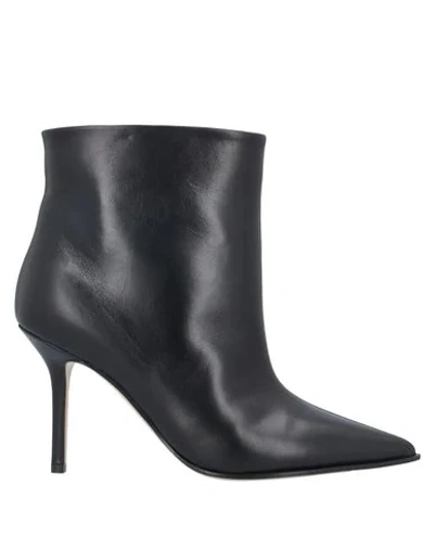 Lerre Ankle Boots In Black