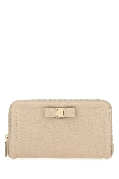 Ferragamo Salvatore  Vara Bow Continental Wallet In Beige