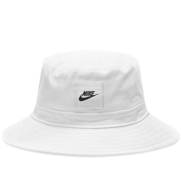 Nike Fischerhut Mit Logo-patch In White | ModeSens