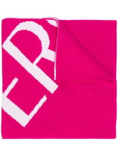 Versace Intarsia-knit Lettered-logo Scarf In Pink